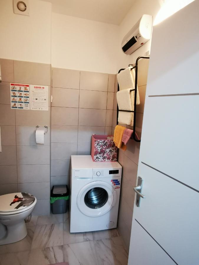 Ema Studio Apartman Karlovac Exteriör bild
