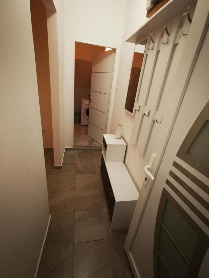 Ema Studio Apartman Karlovac Exteriör bild